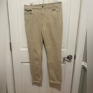 Chaps women’s Khaki Chinos